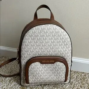 Michael Kors | Bags | Michael Kors Tan And Cream Signature  display picture 3